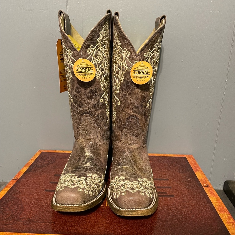 Size 11 Corral Boots